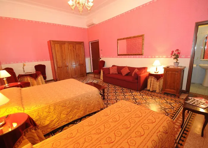 Hotel Sweet Home